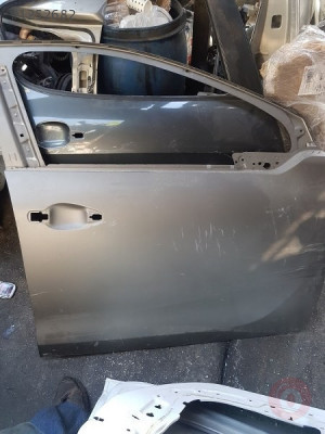 PEUGEOT 208 SAĞ ÖN KAPI CIKMA