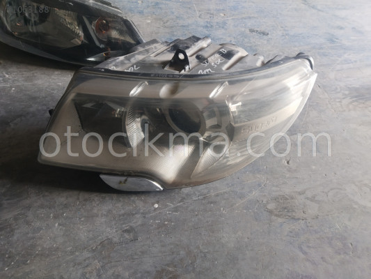 Skoda superb çıkma sol ön far 2012
