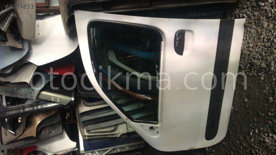 Renault Kango sol ön kapı