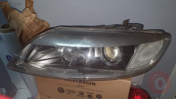 AUDİ Q7 SOL FAR 08.12