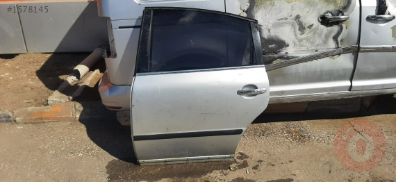VOLKSWAGEN PASSAT 2003 SOL ARKA KAPI ORJİNAL ÇIKMA HATASIZ - Volkswagen  Orijinal Çıkma Yedek Parça Ankara