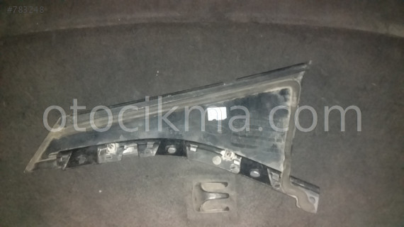 2012 ford focus kapı direk plastigi orj.cıkma
