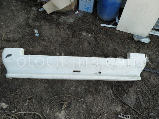 Citroen ax arka tampon mevcuttur.