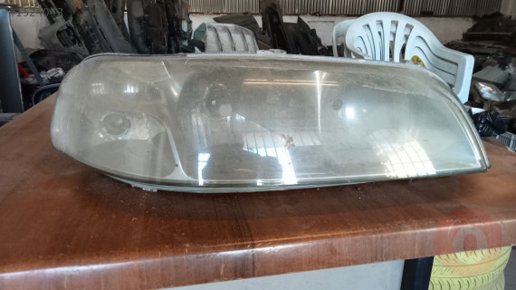 Fiat palio çıkma sağ ön far