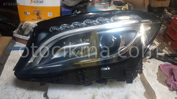 MERCEDES GLA SOL FAR OTOBEKIR