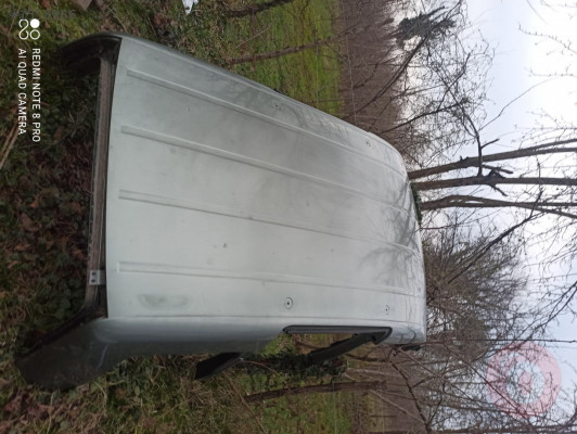 Caddy tavan