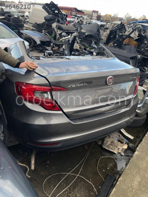 Fiat Egea 1.3 Arka sol stop hatasız orjinal çıkma