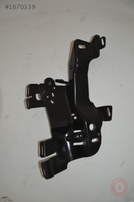 RANGE ROVER PANEL BRAKET BRAKET LR070892