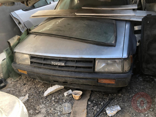 ESKİ MODEL TOYOTA TAKIM FAR