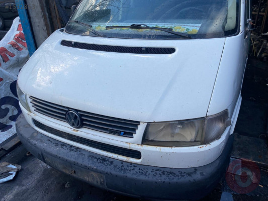 VOLKSWAGEN TRANSPORTER SOL AKİS ÇIKMA