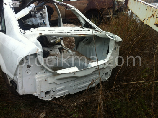 FORD FOCUS 2004 ARKA PANEL