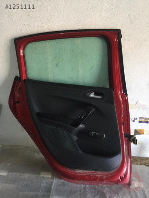 Peugeot 208 Sol arka kapı döşemesi orjinal çıkma