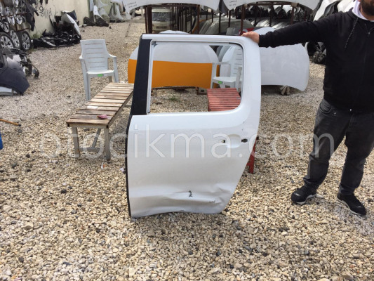 Volksvagen amarok sol arka kapı