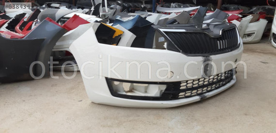 Skoda rapit 2016 model ön tampon