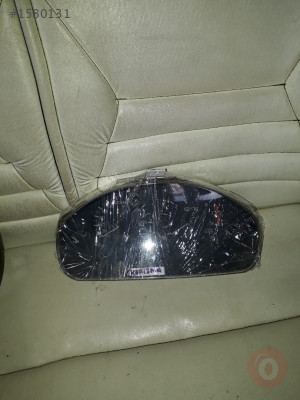 Mitsubishi karisma km.saat