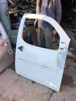 2007 Doblo sağ ön kapı