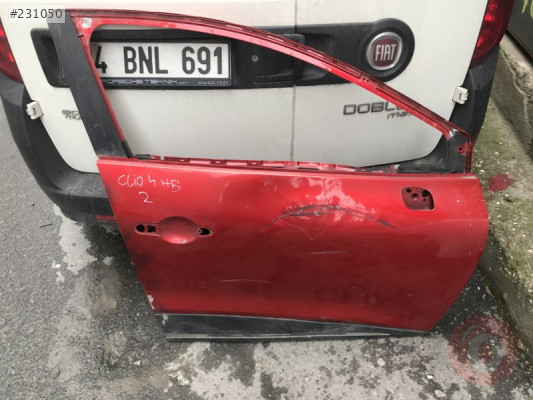 CLIO 4 HB SAĞ ÖN KAPI RENAULT ORJİNAL ÇIKMA PARÇA