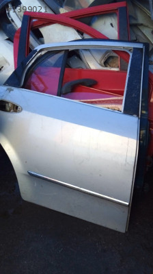 Fiat Linea Sağ Arka Kapı