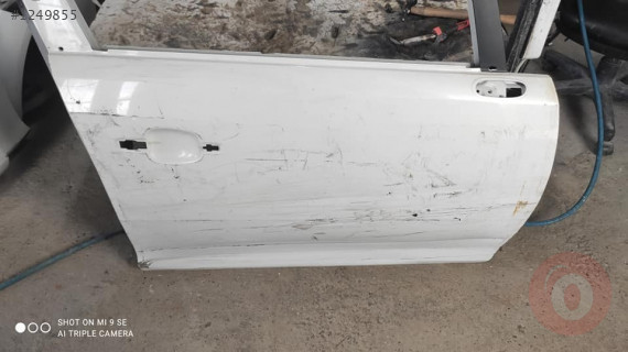 Opel Corsa D 2013 model sağ ön kapı