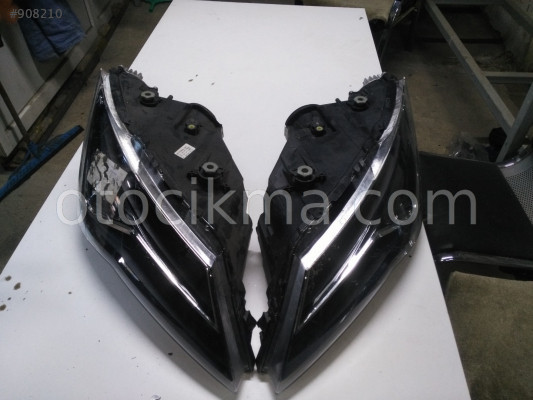 SEAT LEON FAR ORJİNAL ÇIKMA