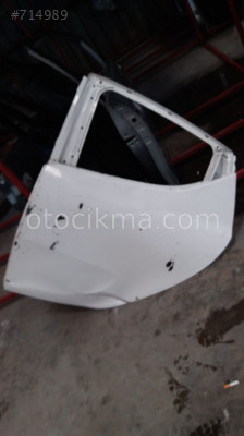 çıkma nissan juke sol arka kapı