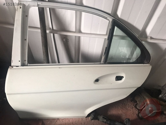 ORJİNAL MERCEDES 204 KASA SOL ARKA KAPI
