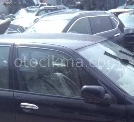 2000 NİSSAN PRİMERA 1.8 KOMPLE SAĞ ÖN KAPI CAMI.