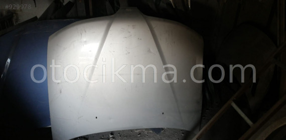 Mitsubishi carisma motor kaputu
