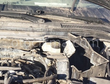 2005 VOLVO V50 ORİJİNAL DEPO KAPAĞI.