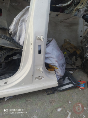 Skoda superb çıkma sol arka kapı menteşesi 2012