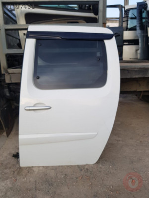 Renault Kangoo Sol Arka Kapı Hatasız Orjinal Çıkma