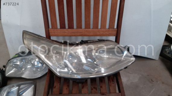 çıkma citroen c 4 sağ far