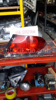 mitsubishi lancer çıkma arka sağ stop