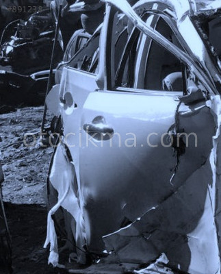 INFINITI FX35 ÇIKMA SAĞ ÖN KAPI KOLU.