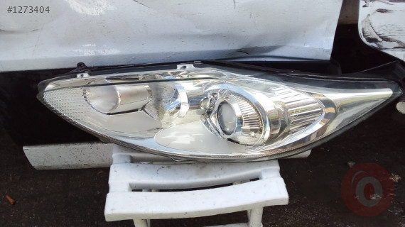 çıkma ford fiesta orjinal sol far