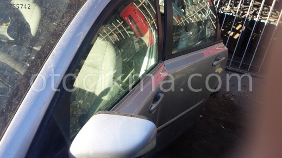 2005 VOLVO V50 ÇIKMA SOL TAKIM KAPI CAMI.