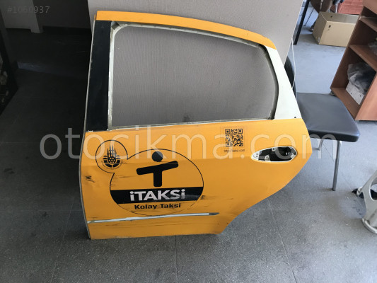 FİAT LİNEA SOL ARKA KAPI ÇIKMA