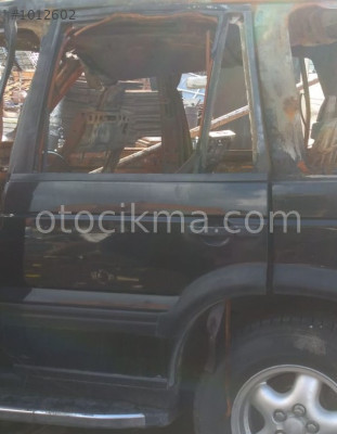 Range rover 4.6 çıkma sol arka kapı