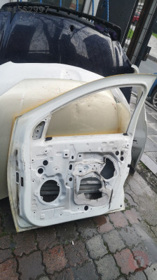 Renault clio symbol çıkma sağ ön kapı