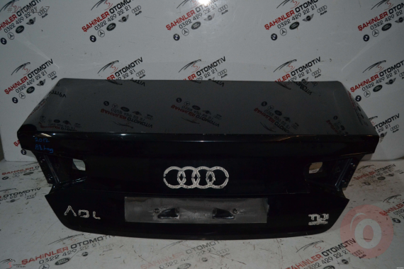 2012 AUDİ A8 LONG ARKA BAGAJ KAPAĞI