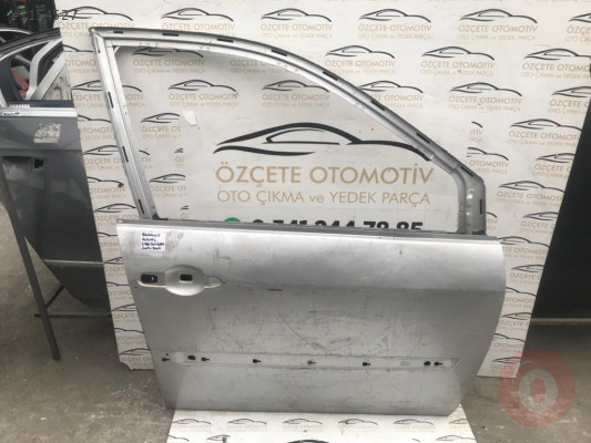 Renault scenic sağ ön kapı 2002 - 2008 orjinal kapısı