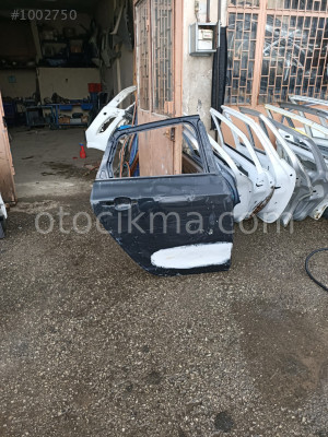 Opel Astra h çıkma orjinal arka sağ kapı