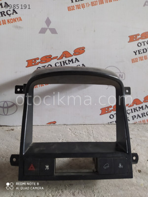 Chevrolet Captiva orta konsol teyp çerçevesi
