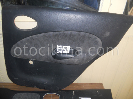 FORD ESCORT SAĞ ARKA KAPI DÖŞEME ORJİNAL ÇIKMA