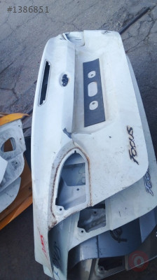 Ford Focus Arka Bagaj Kapısı