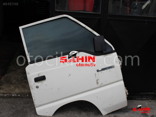 MİTSUBİSHİ - L300 / SAĞ ÖN KAPI