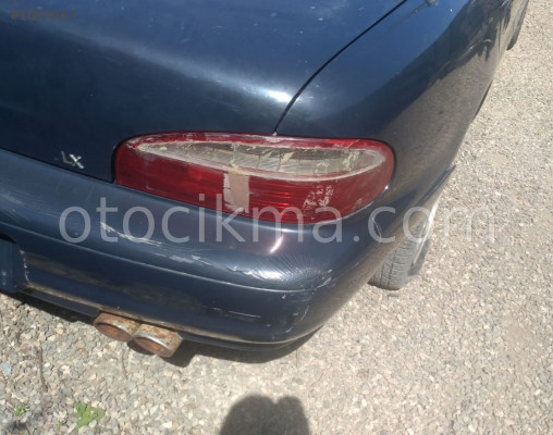 kia clarus 2.0 16v çıkma sağ stop lambası