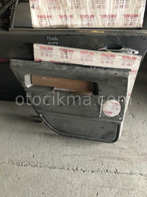 VOLVO 940 SOL ARKA KAPI DÖŞEMESİ