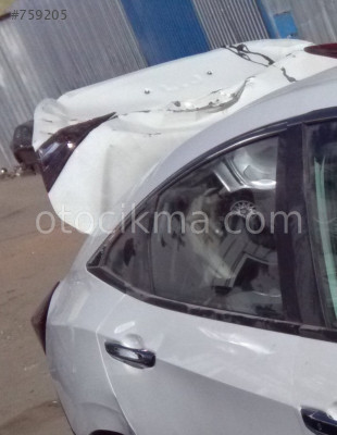 2017 HONDA CIVIC HATASIZ SAĞ ARKA KAPI CAMI.