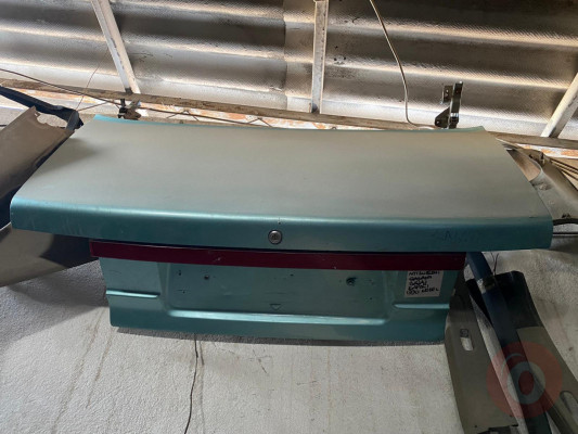 Mitsubishi galant bagaj kapısı 1990 model kapı
